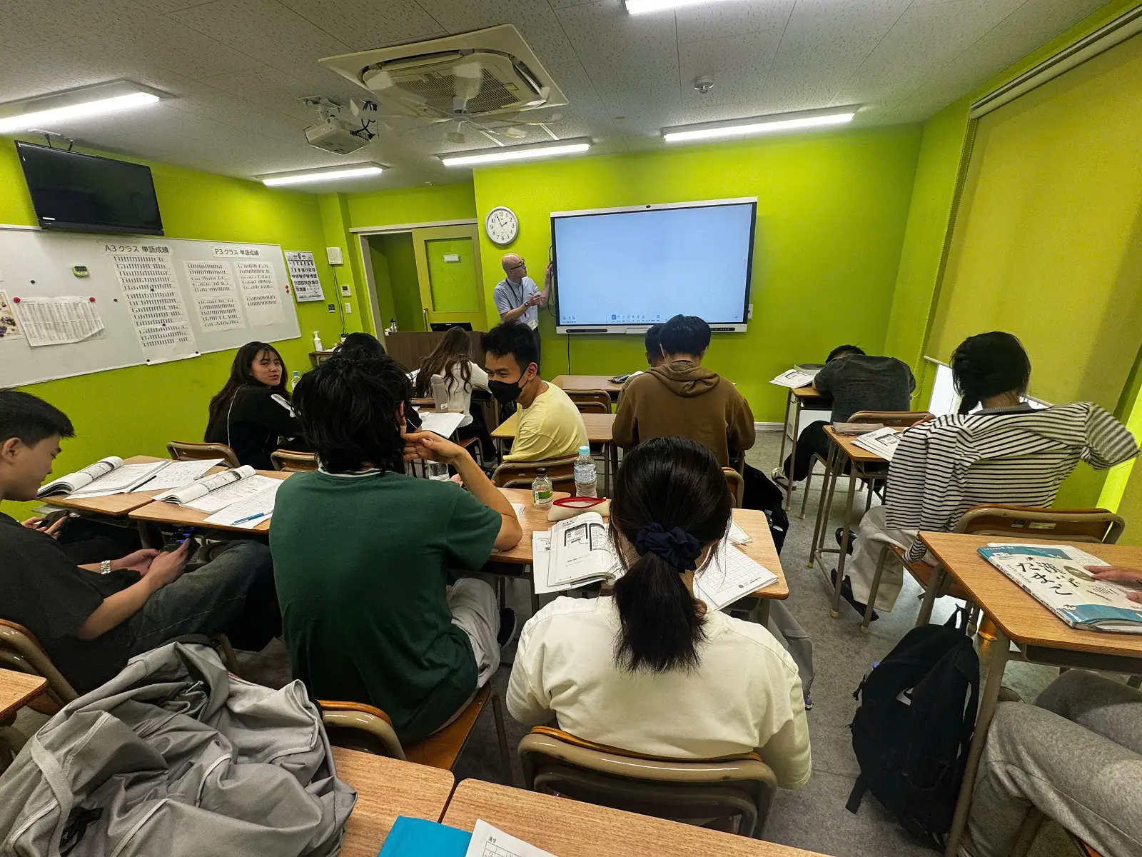 Trường Nhật ngữ Nishinihon: Điều kiện tuyển sinh & học phí